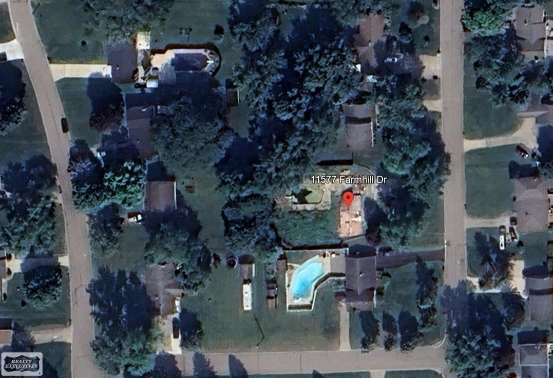 11577 Farmhill Drive