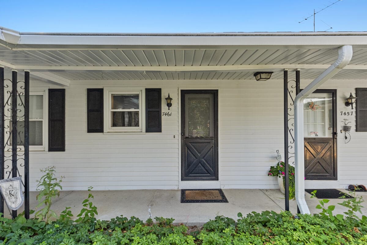 7461 Pinegrove Drive