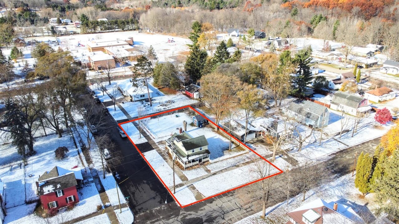 230 Hutchinson Street