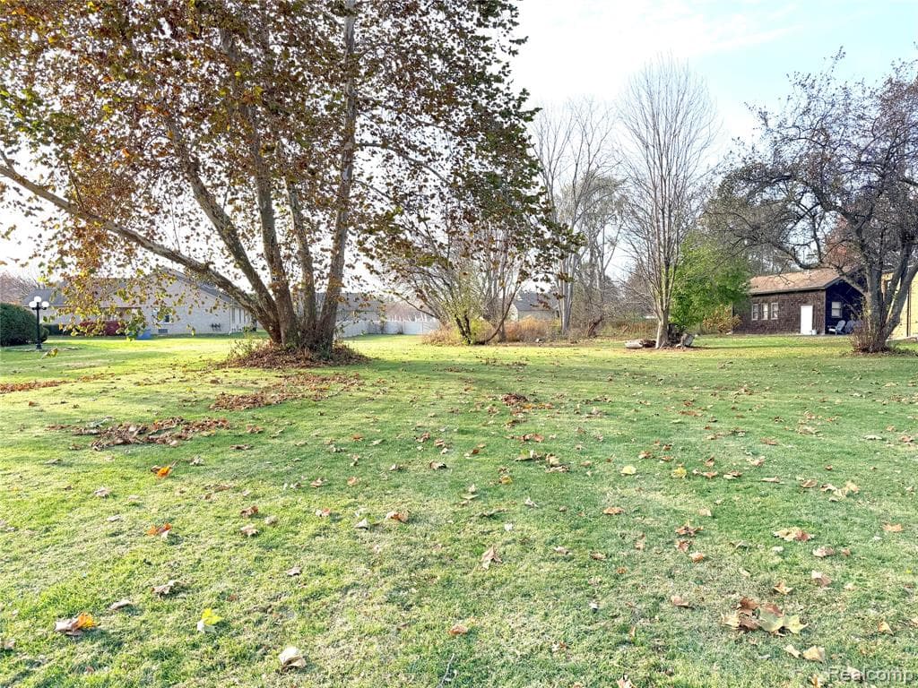 0 16-110-13-27-030 Gratiot Ave Vacant Lot Avenue