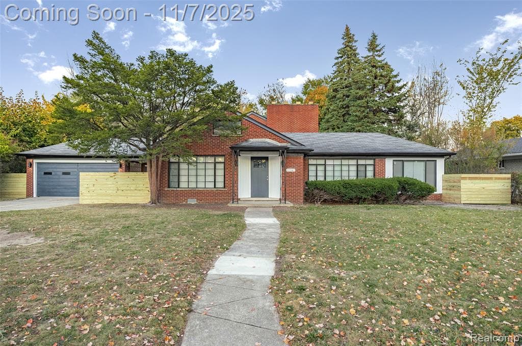 17240 Pontchartrain Boulevard