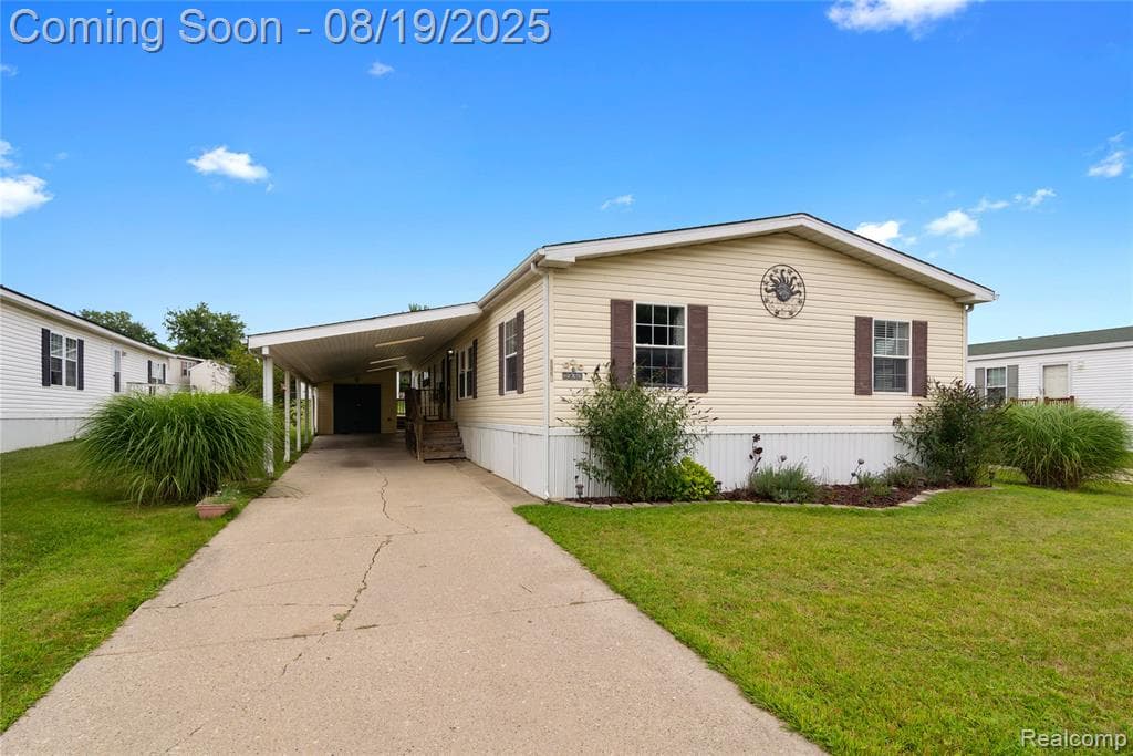 2230 S Sheeran Drive