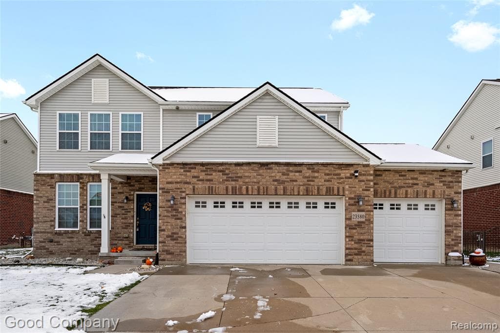 23580 Pelham Bay Boulevard