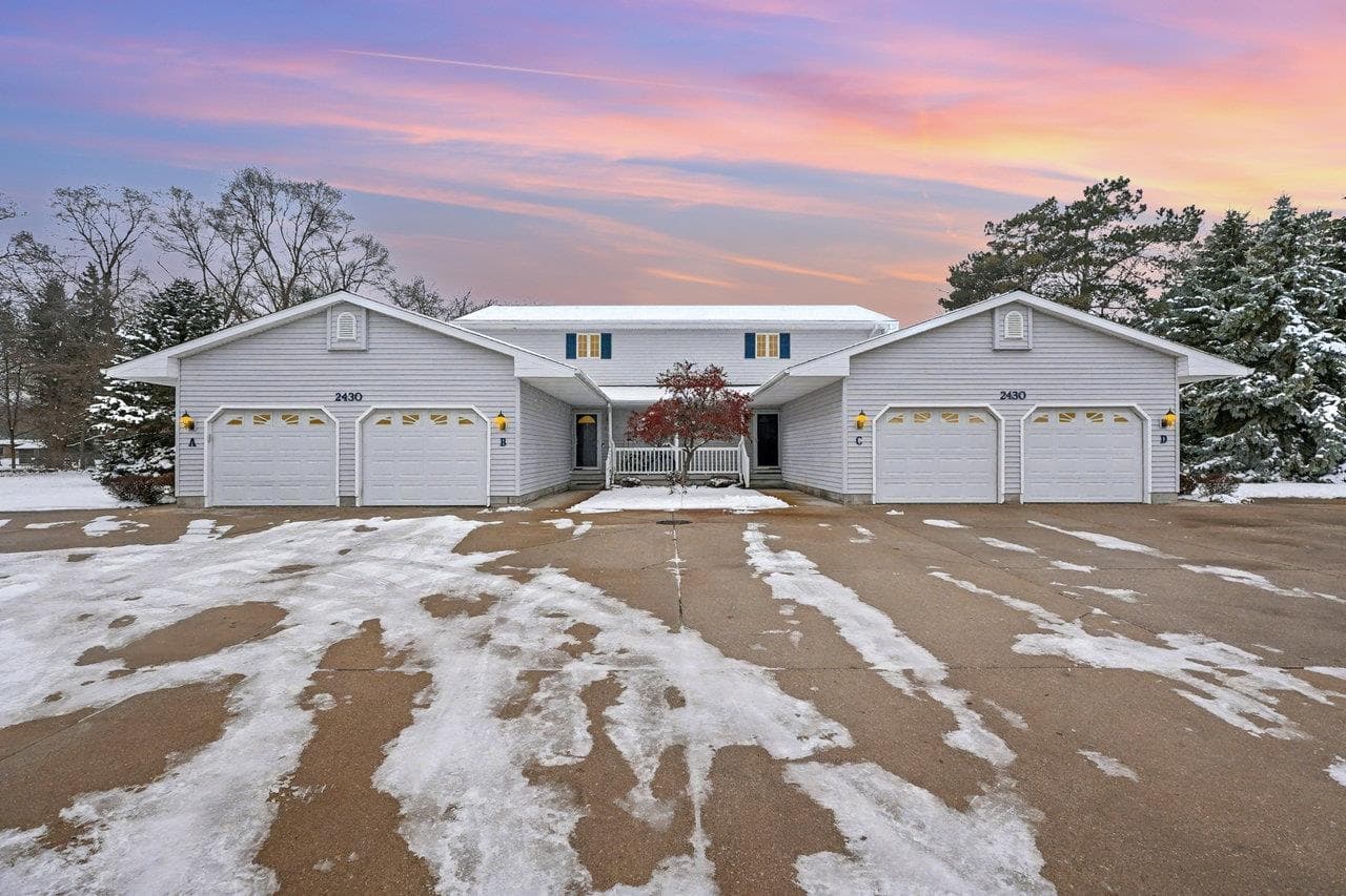 2430 Rosewood Drive B