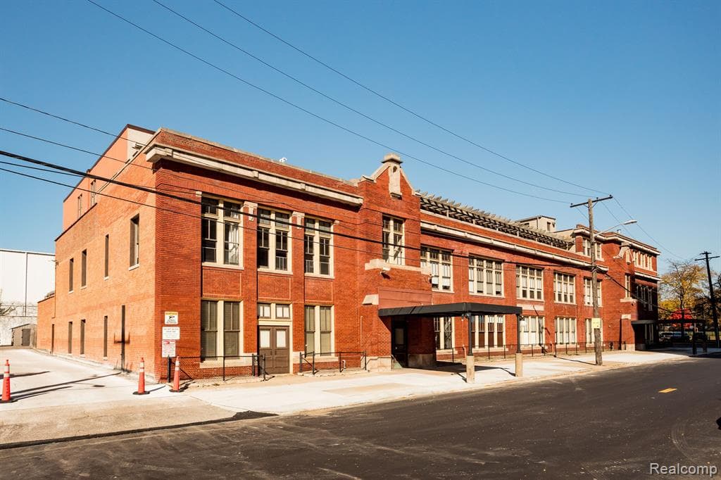 1395 ANTIETAM Avenue 49