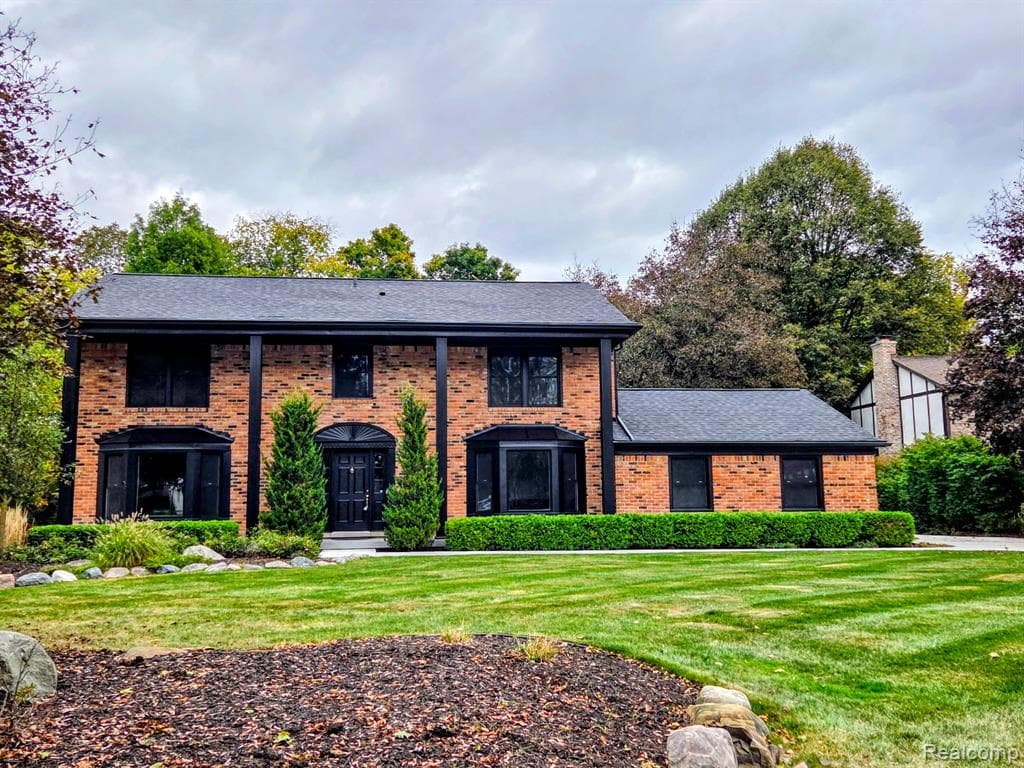 31142 Applewood Lane