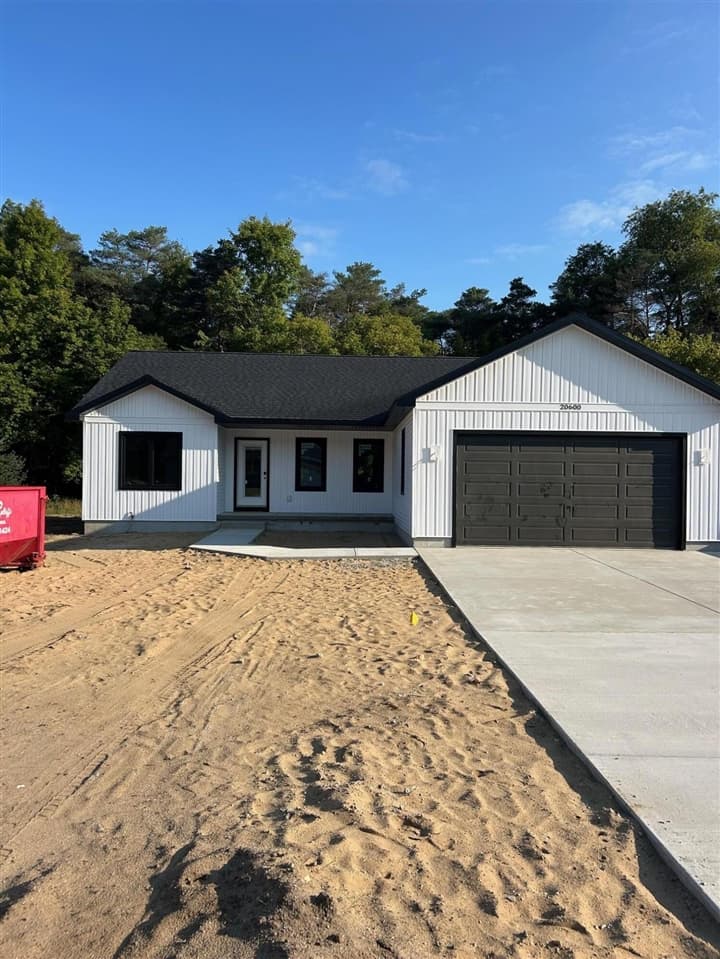 20600 Rolling Hills Lane