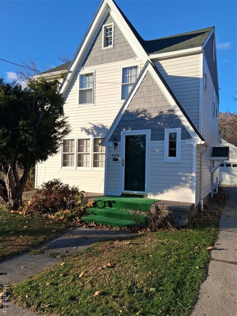 525 E Mount Hope Avenue