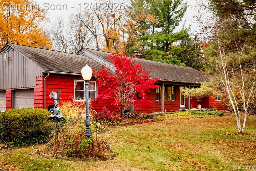 13961 Ridgewood Drive