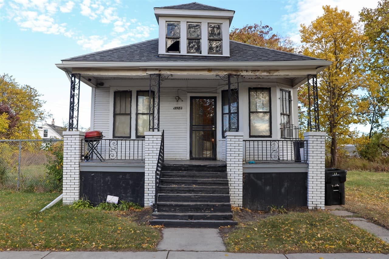 13582 Shields Street