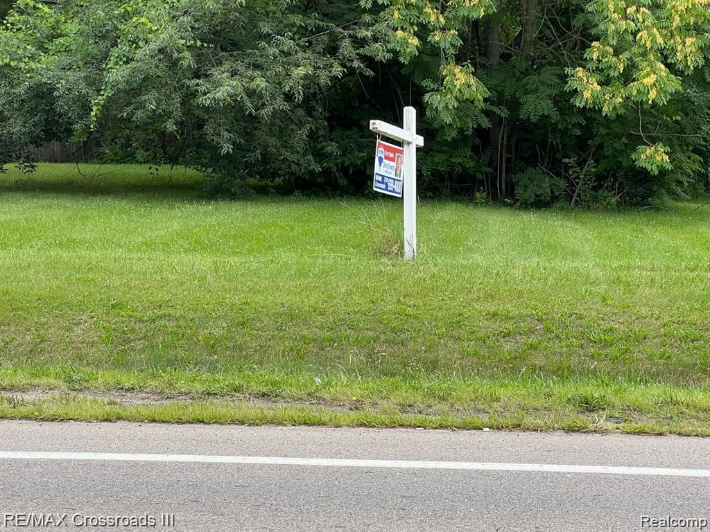 Huron River Dr E Huron River Drive