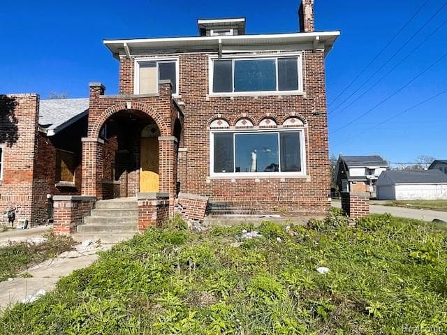 13715 Linnhurst Street