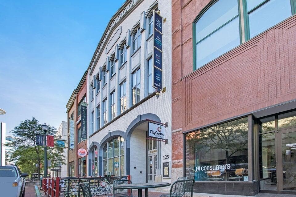 125 S Kalamazoo Mall 609