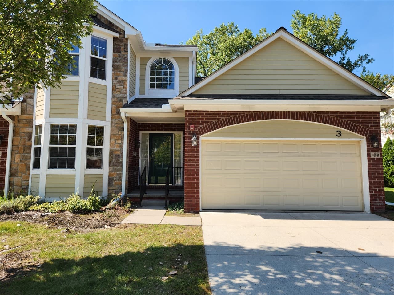 1834 MAPLE PARK Drive 9