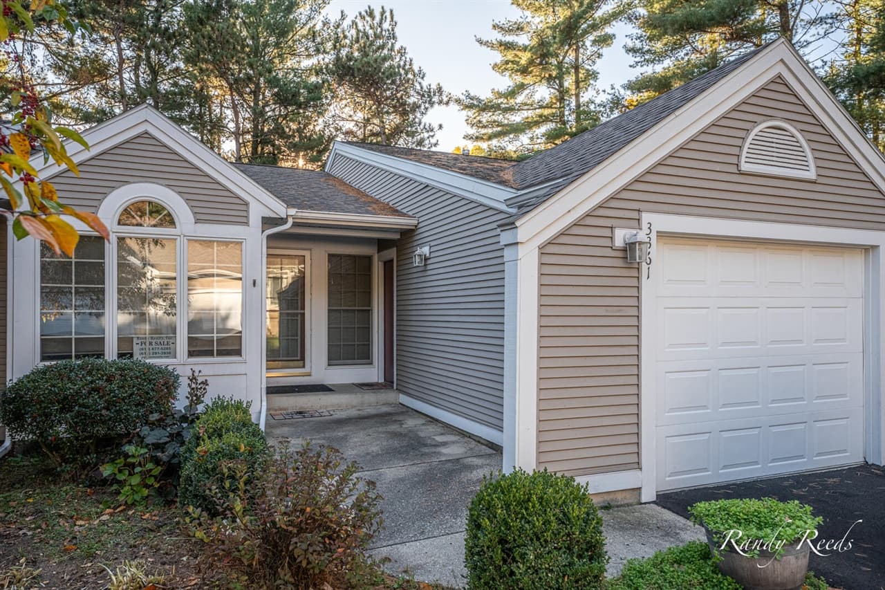 3361 Woodwind Drive 6