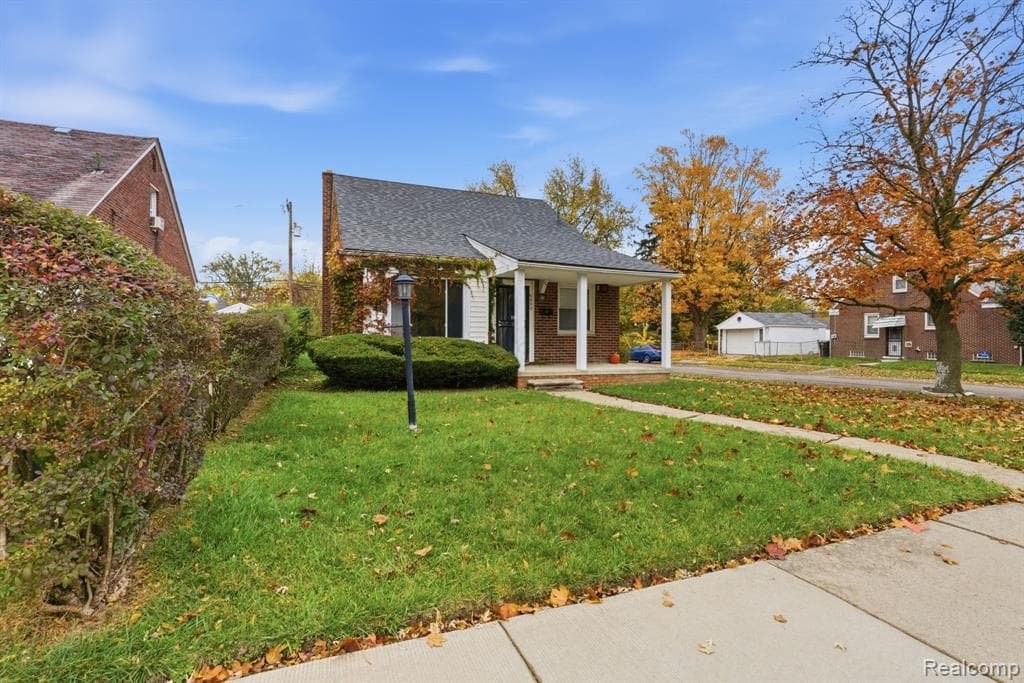 9900 Grandville Avenue