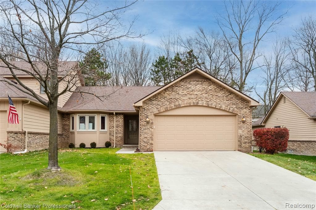 30810 Misty Pines Drive 13