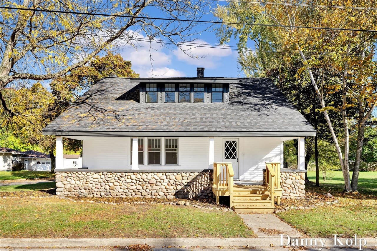 725 Lafayette Street