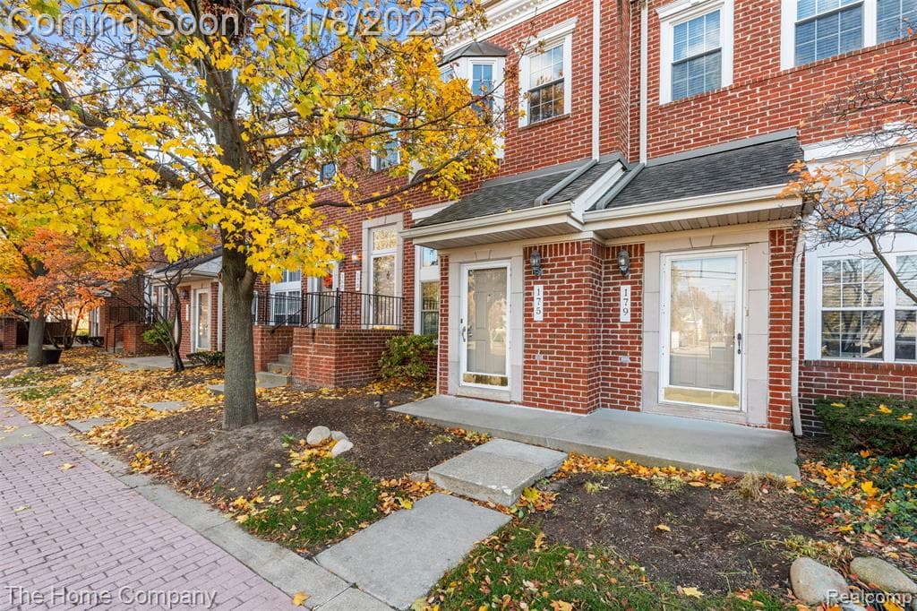 175 W Kenilworth Avenue