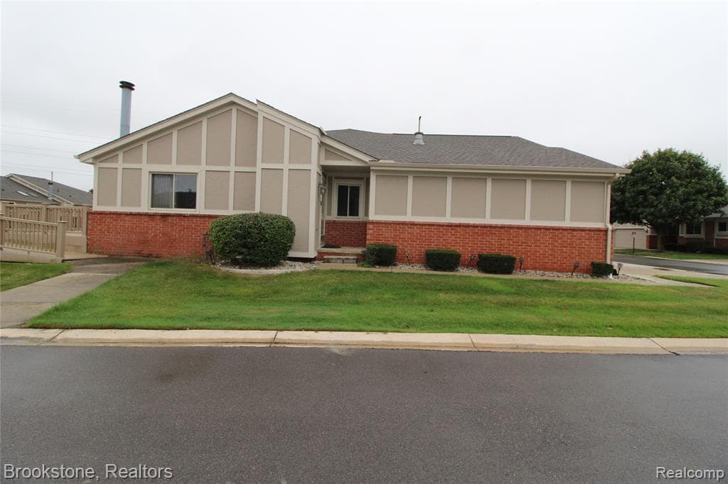 42266 Brookview Lane 1