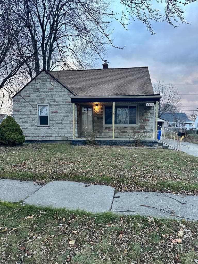 6871 Continental Avenue