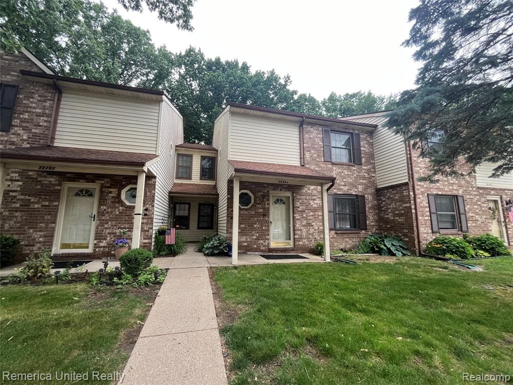 35754 Castlewood Court