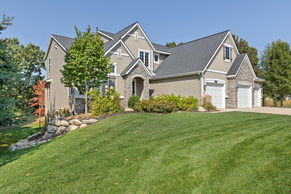 3459 Wolven Ridge Drive