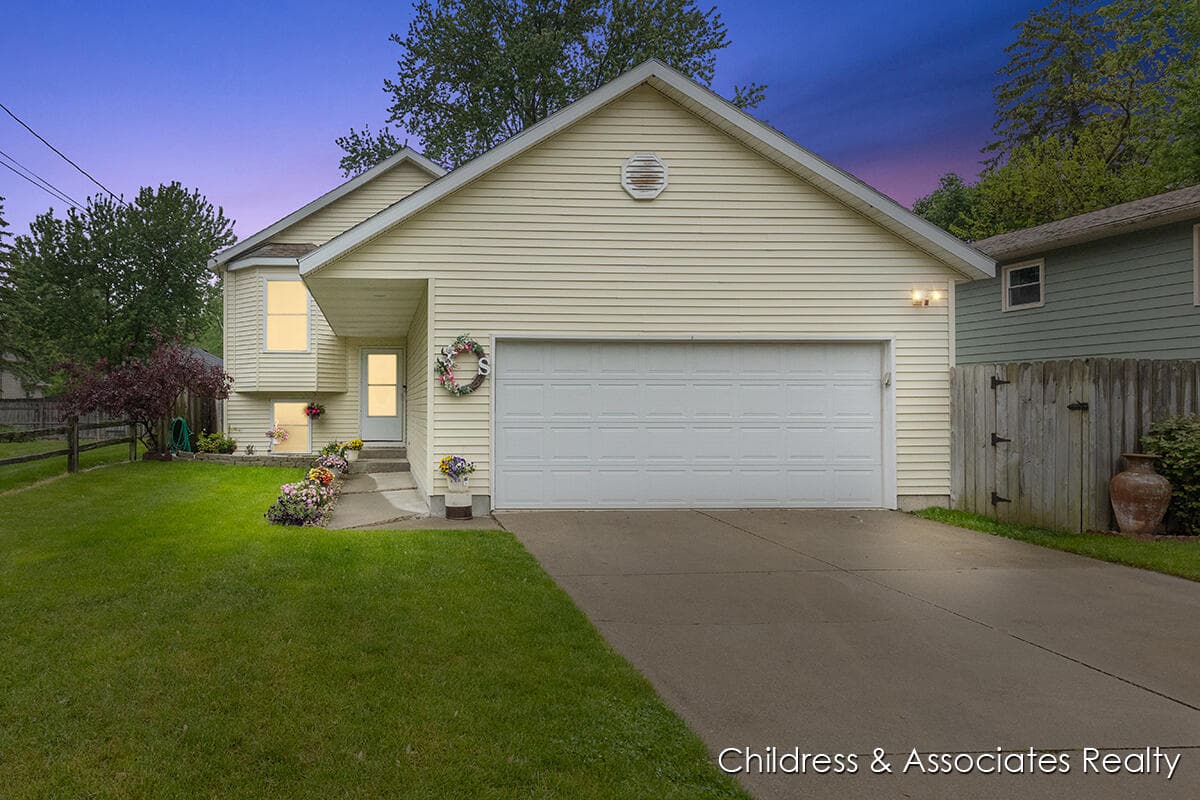 1300 Lancaster Avenue