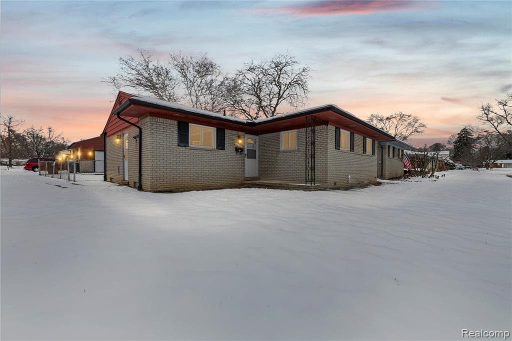 28507 Sunnydale Street