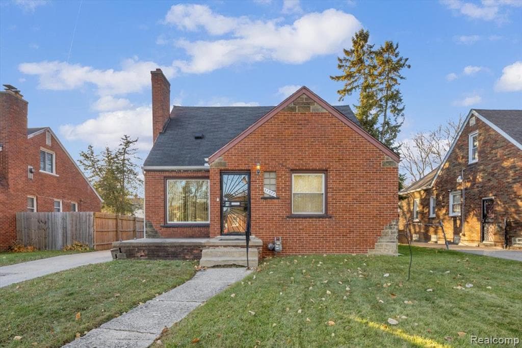 17377 Dresden Street