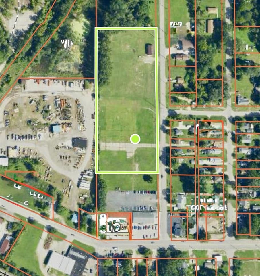 900 S Roberts Street