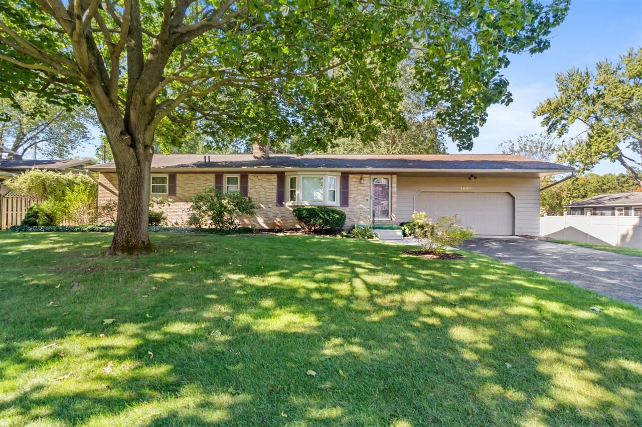 1950 Catalina Avenue