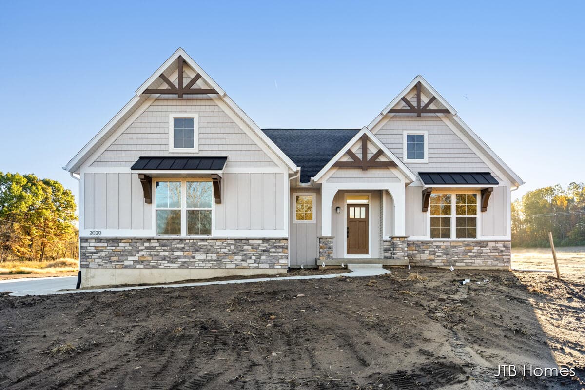 2020 Fallasburg Park Drive 1