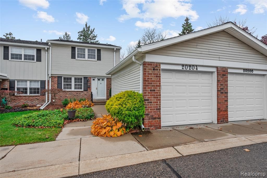 20204 Longwood Court