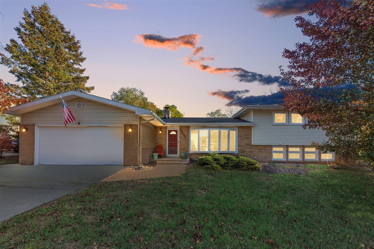 48102 W Mckean Drive