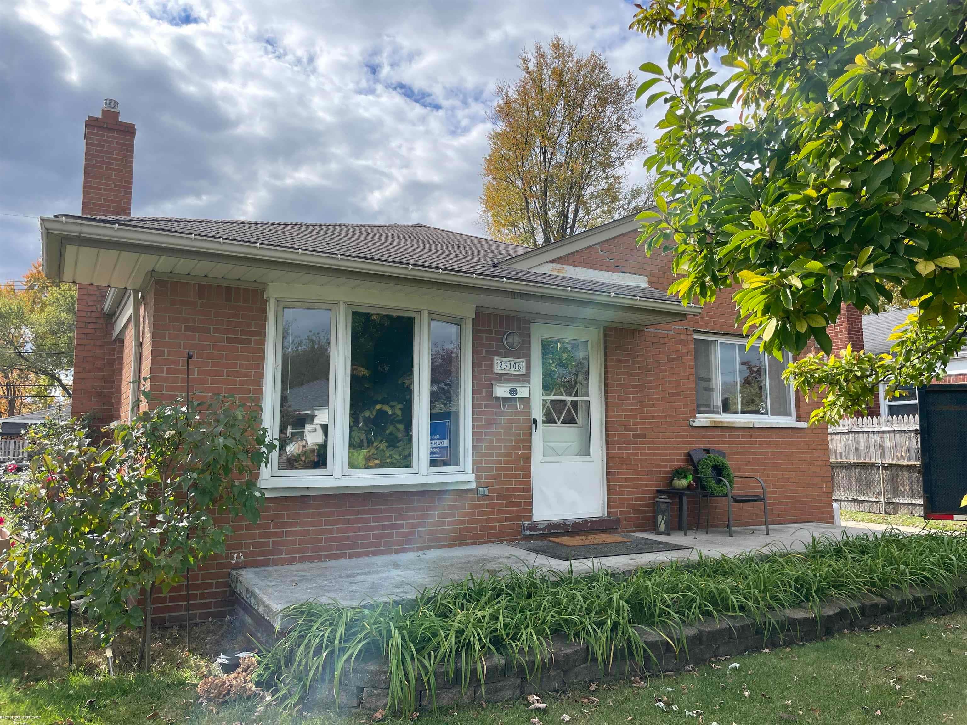 23106 Beverly Street