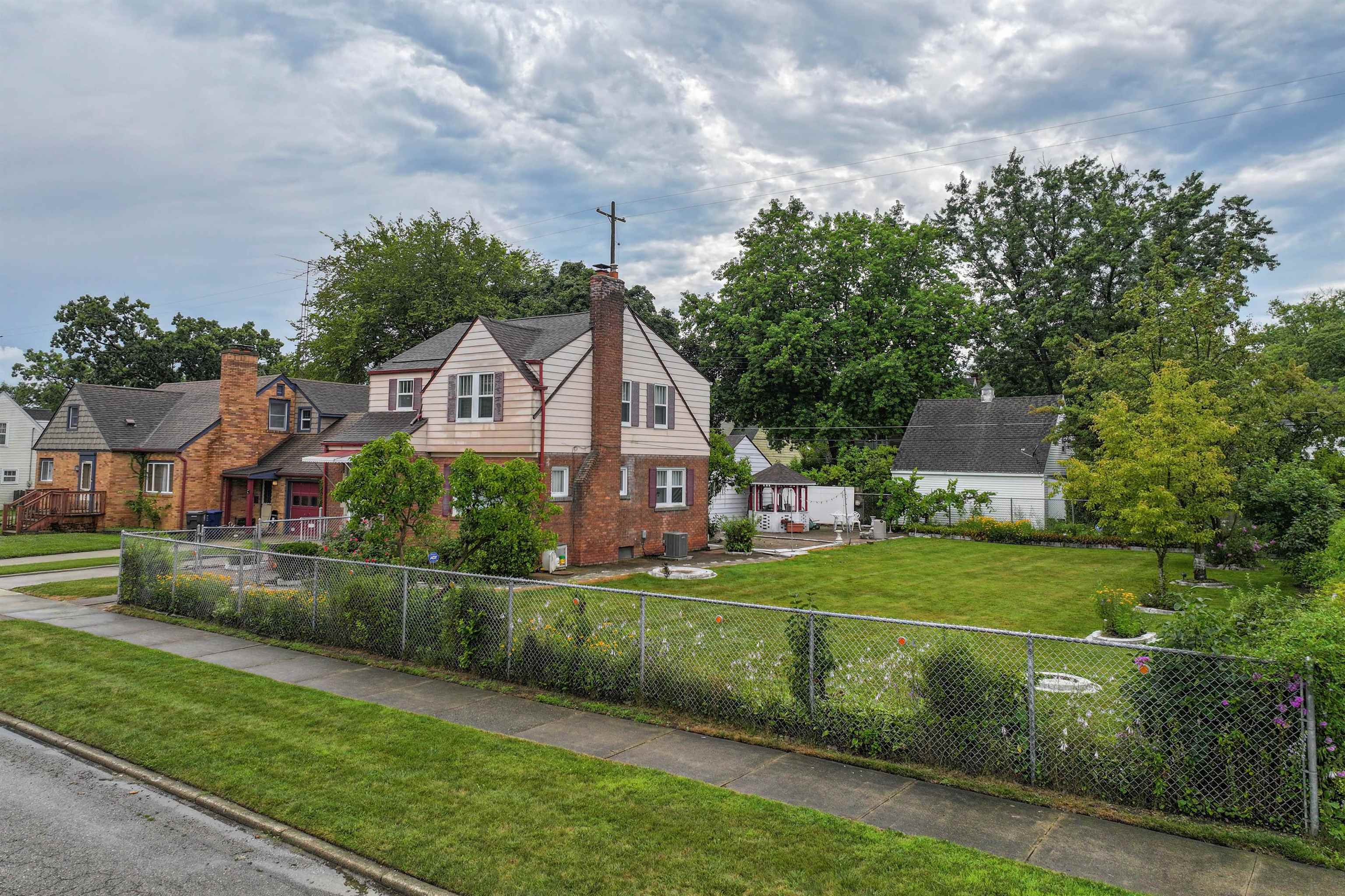 1018 Lafayette Street