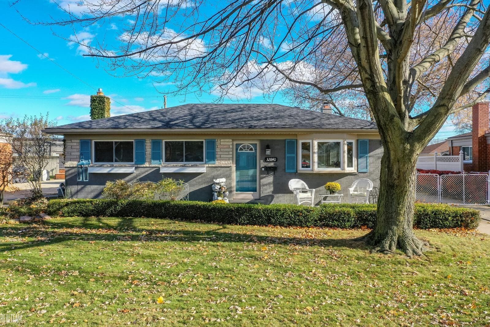 32840 Eiffel Avenue