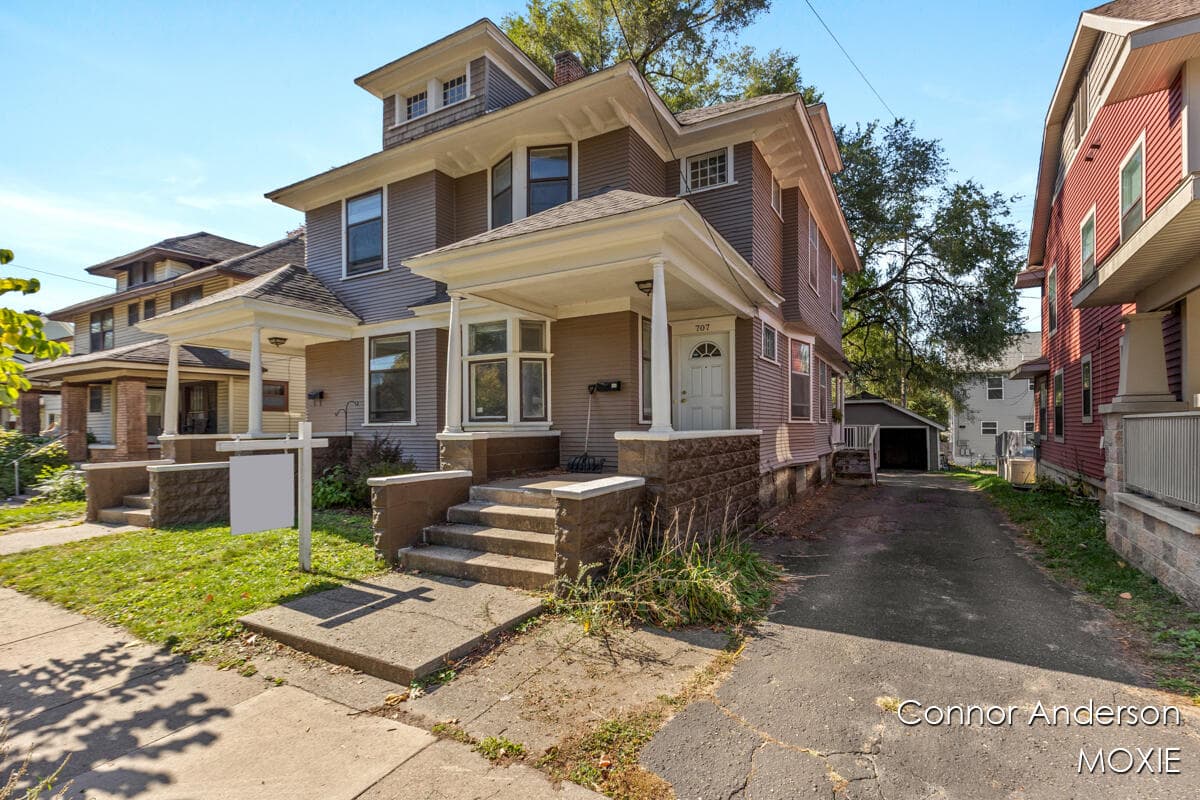 707-709 Lafayette Avenue