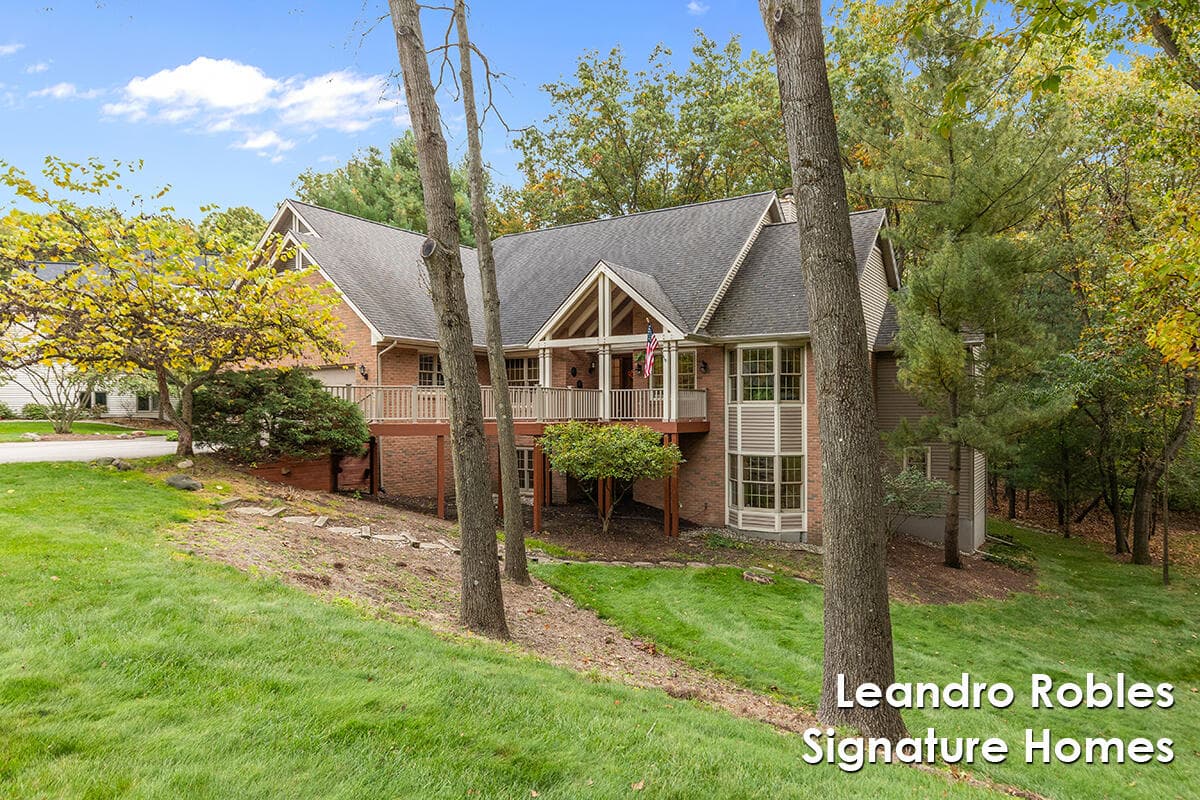 2875 Riverwoods Drive