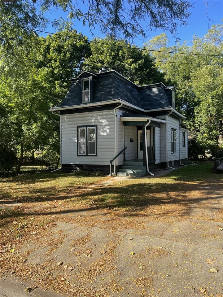 1034 Williams Street