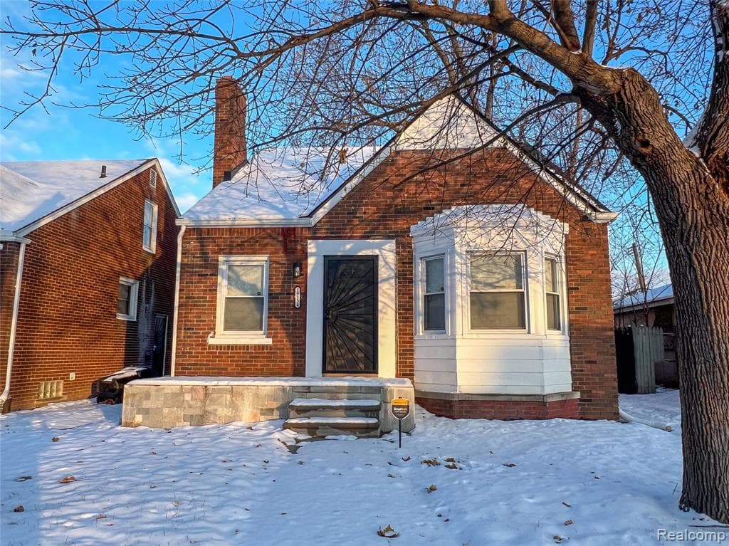 19134 Montrose Street