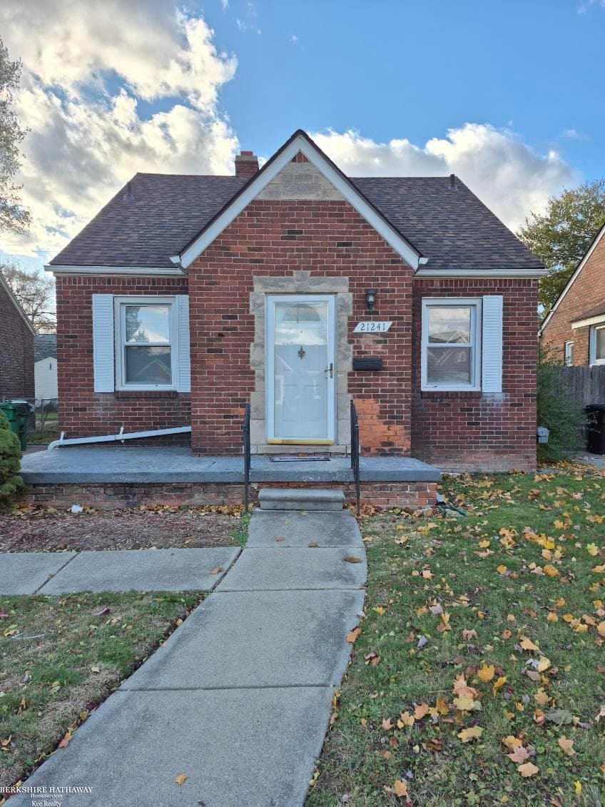 21241 Redmond Avenue