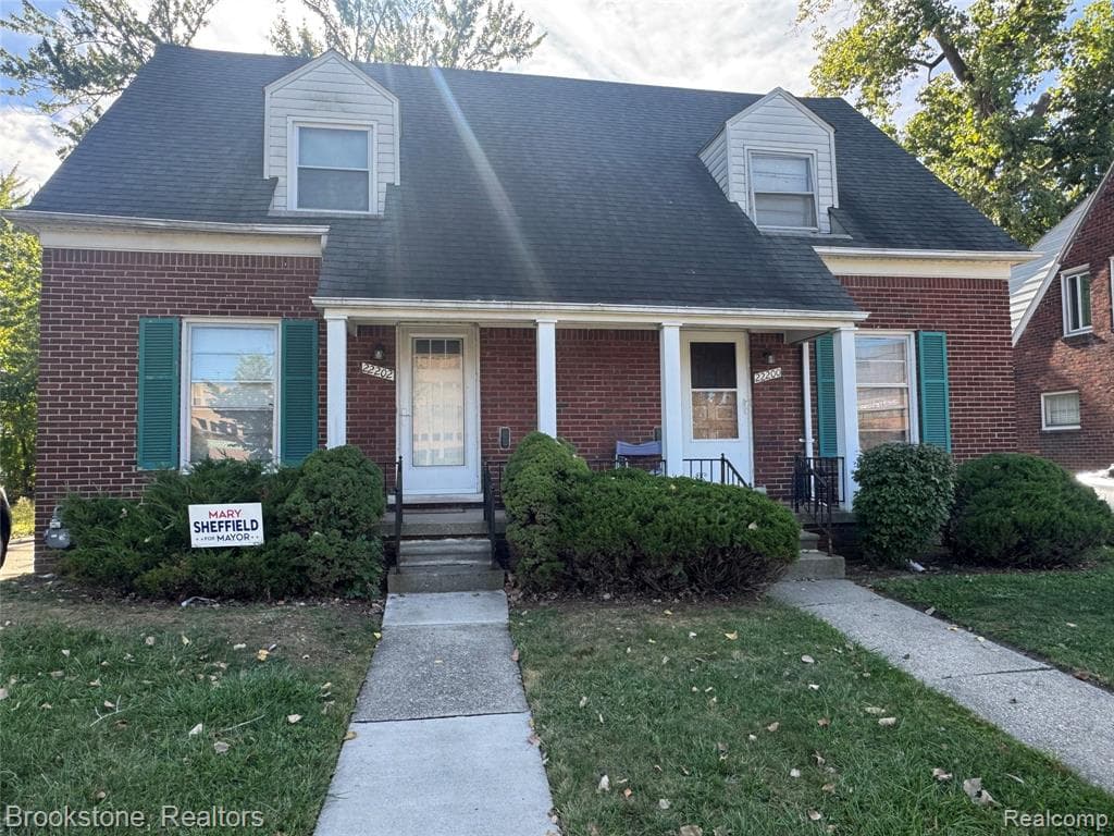 22200-22202 Moross Road