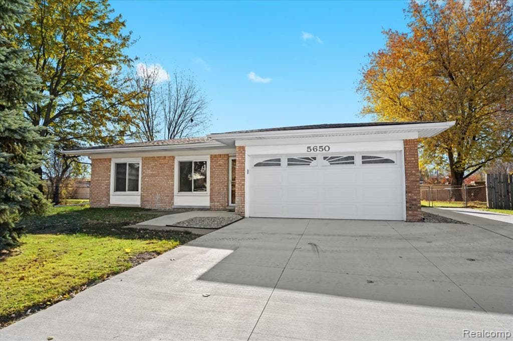 5650 Willow Creek Drive