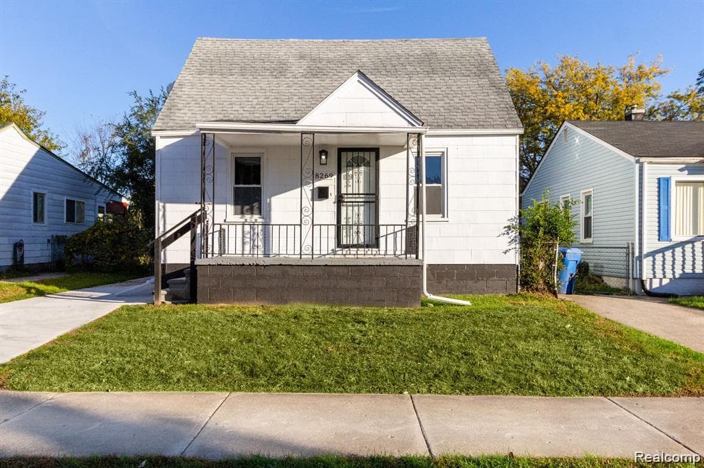 8269 Westminster Avenue