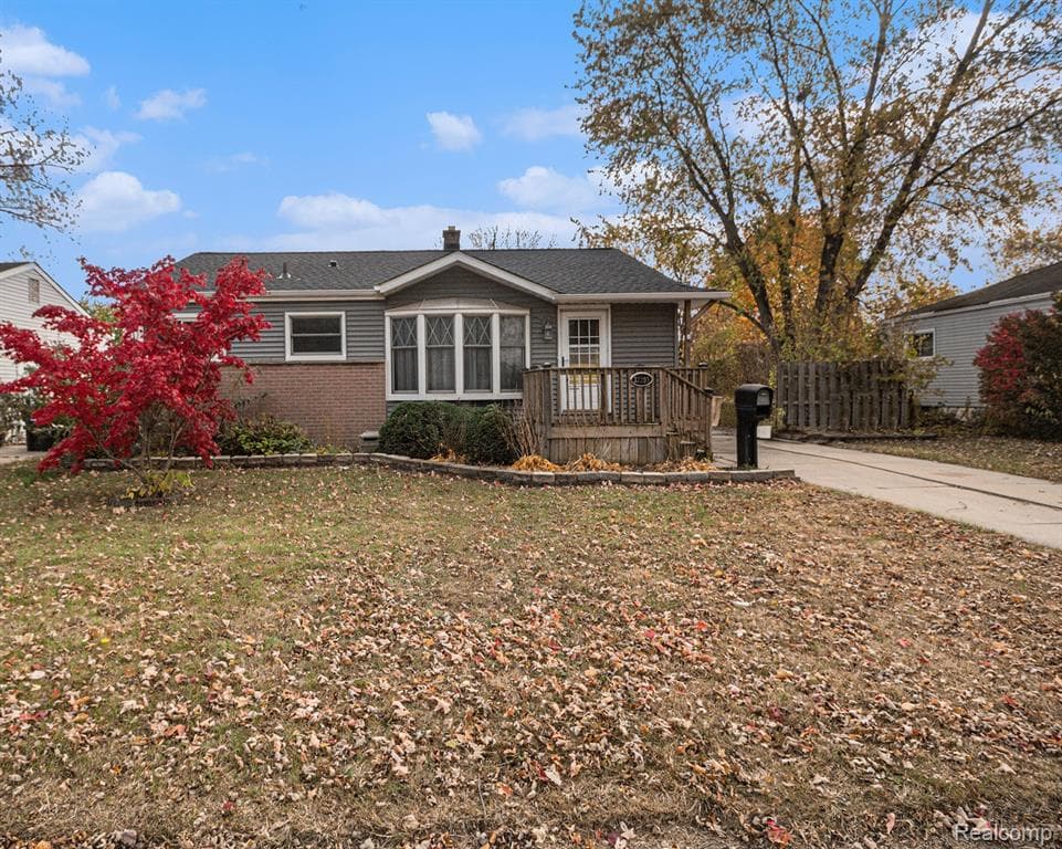 32205 Hazelwood Street