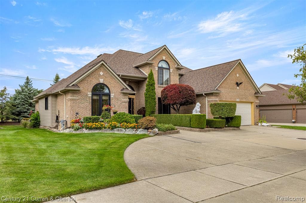 41985 Dorchester Court