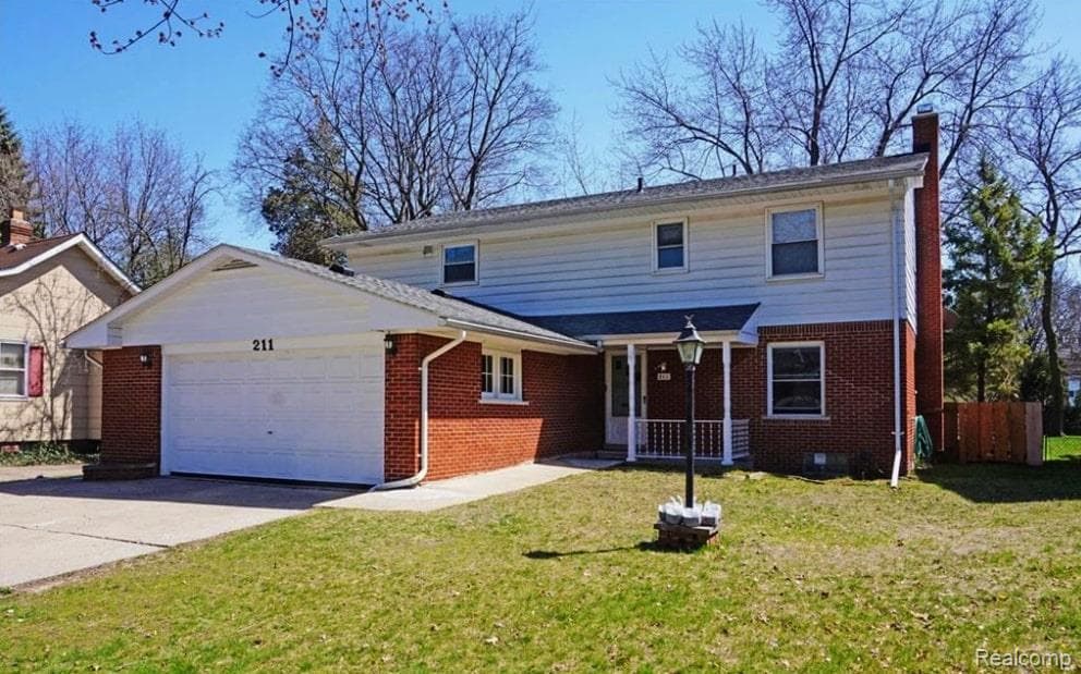 211 Woodsboro Drive Upper Unit