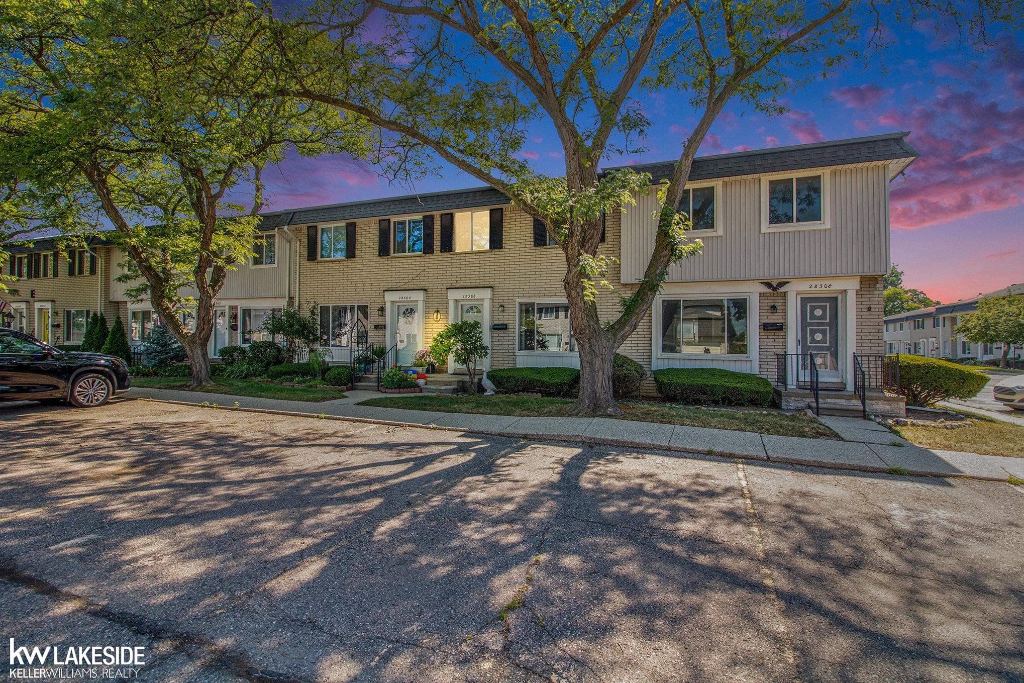 28306 Universal Drive